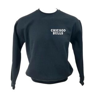 CHICAGO BULLS Classic Vintage Logo BLACK Pullover Crewneck Sweatshirt - 90s y2k